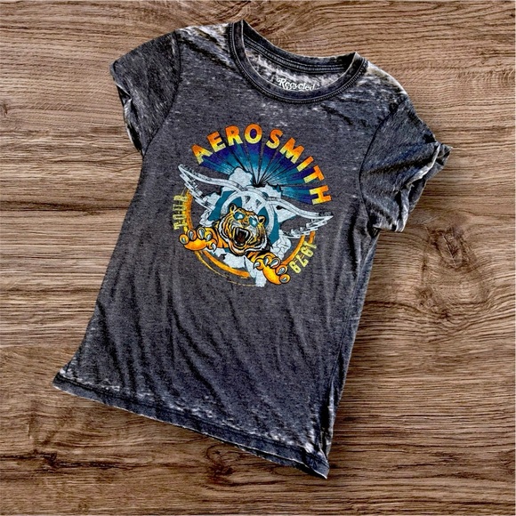 Aerosmith distressed tee shirt size x small - Picture 1 of 4
